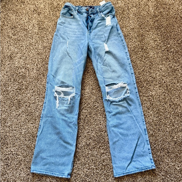 Hollister Dad Jeans - Picture 2 of 2